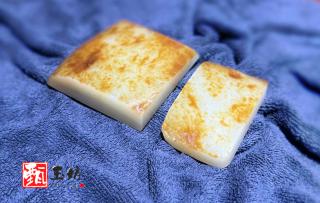 甄玉坊:甄选和田玉牌子料 众多新疆和田玉中,无论籽料还是山料,手镯的